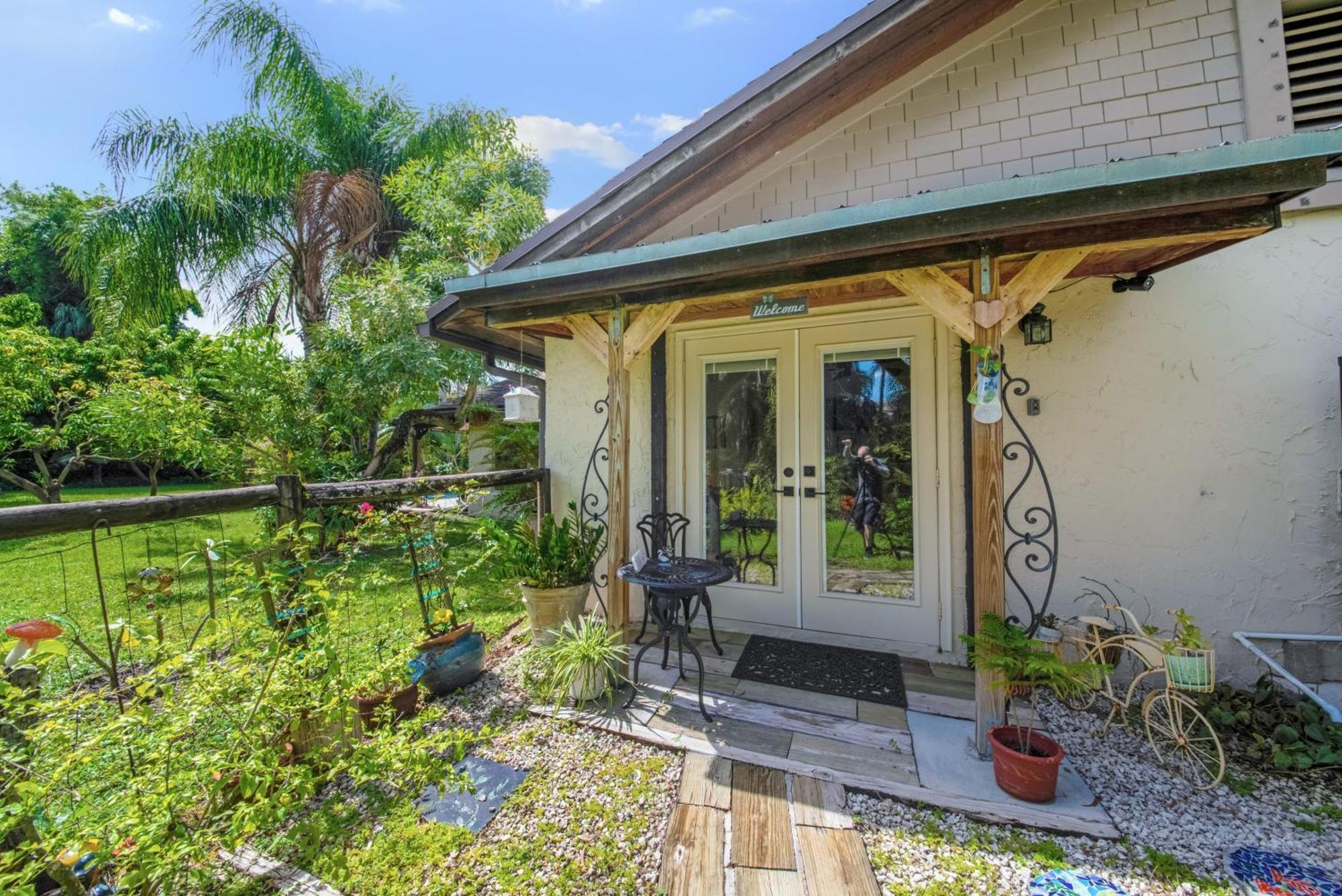 Bed and Breakfast La Quiete Cove For One à Lake Worth Beach Extérieur photo